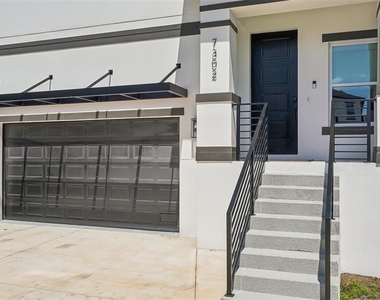 7302 S Elliott Street - Photo Thumbnail 1