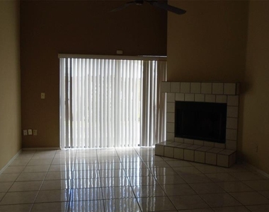 13107 Los Angeles Woods Lane - Photo Thumbnail 3