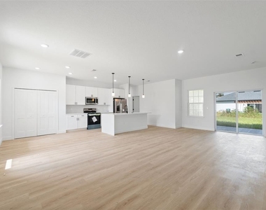 1663 Sw 167th Street - Photo Thumbnail 6