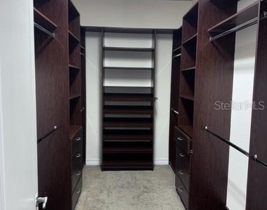 8407 Prestbury Drive - Photo Thumbnail 25