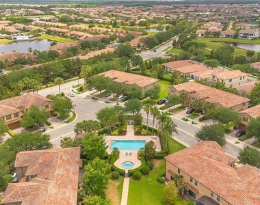 8407 Prestbury Drive - Photo Thumbnail 3