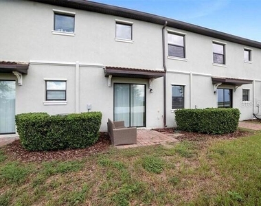 1270 Royal St George Boulevard - Photo Thumbnail 12