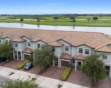 1270 Royal St George Boulevard - Photo Thumbnail 17