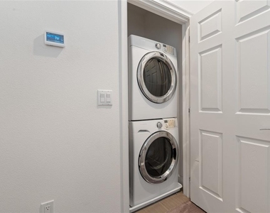 17522 Placidity Avenue - Photo Thumbnail 28