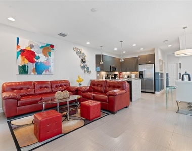 17522 Placidity Avenue - Photo Thumbnail 7