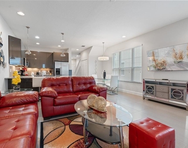 17522 Placidity Avenue - Photo Thumbnail 6