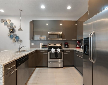 17522 Placidity Avenue - Photo Thumbnail 13