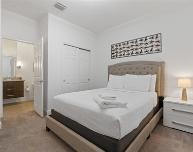 17522 Placidity Avenue - Photo Thumbnail 23
