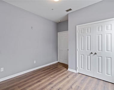 3224 Dante Drive - Photo Thumbnail 11