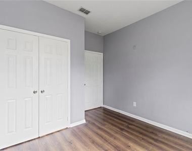 3224 Dante Drive - Photo Thumbnail 14