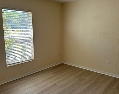 8171 Rocliff Avenue - Photo Thumbnail 10