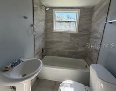 1125 Olive Street - Photo Thumbnail 9