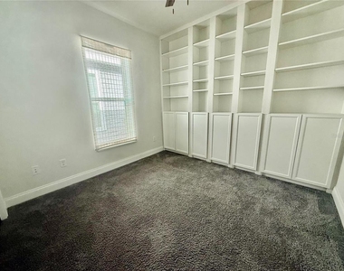 3635 Nw 26th Street - Photo Thumbnail 8