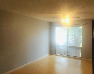 1700 Sw 16th Court - Photo Thumbnail 1