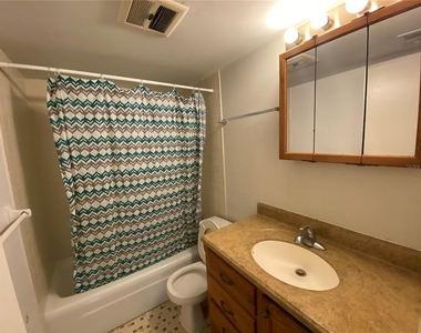 1700 Sw 16th Court - Photo Thumbnail 13