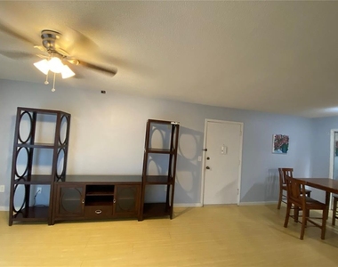 1700 Sw 16th Court - Photo Thumbnail 10