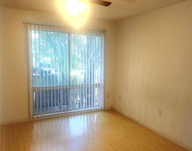 1700 Sw 16th Court - Photo Thumbnail 8