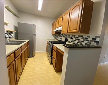 1700 Sw 16th Court - Photo Thumbnail 17