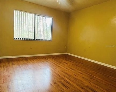 4328 Sw 69th Terrace - Photo Thumbnail 11