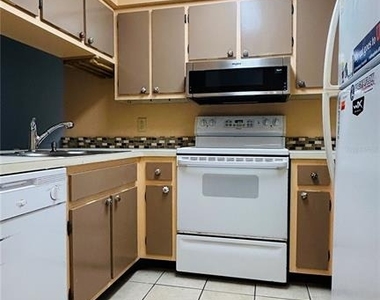 4328 Sw 69th Terrace - Photo Thumbnail 5