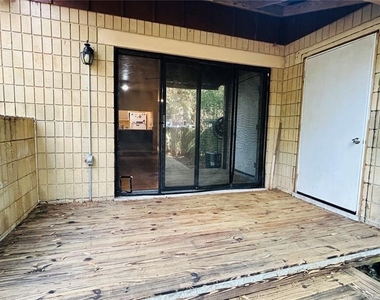 4328 Sw 69th Terrace - Photo Thumbnail 10