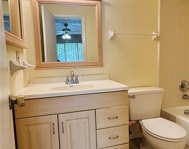 4328 Sw 69th Terrace - Photo Thumbnail 17