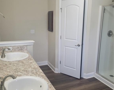 42 Eagle Lake Drive - Photo Thumbnail 14