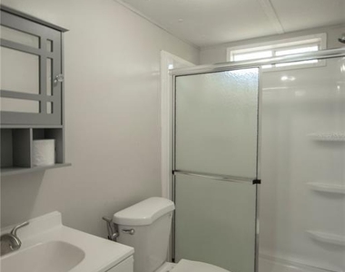 28 Shady Lane S - Photo Thumbnail 5