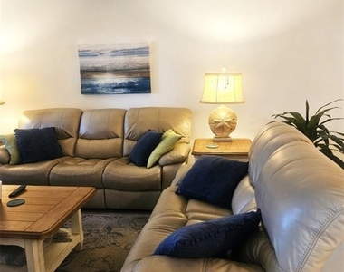 307 Pine Hollow Circle - Photo Thumbnail 15