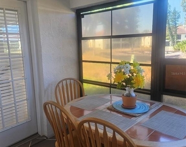 307 Pine Hollow Circle - Photo Thumbnail 20