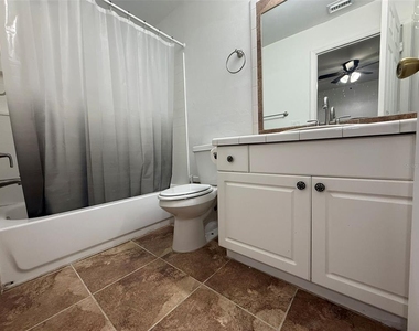 2723 Yacolt Avenue - Photo Thumbnail 7