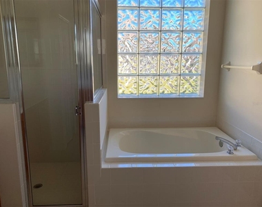 2274 Boxwood Street - Photo Thumbnail 8
