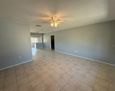 3236 Montclair Circle - Photo Thumbnail 3