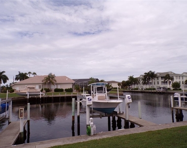 311 Garvin Street - Photo Thumbnail 24