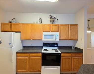 4802 51st Street W - Photo Thumbnail 4