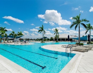 8609 Seascape Cove - Photo Thumbnail 50