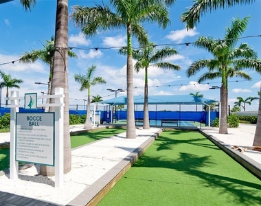 8609 Seascape Cove - Photo Thumbnail 39