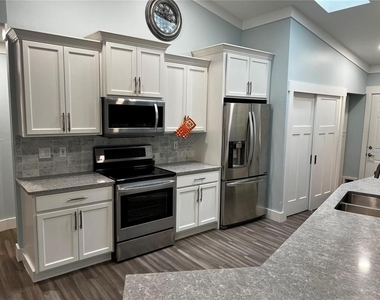 4594 Trails Drive - Photo Thumbnail 16