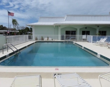 2107 Palma Sola Boulevard - Photo Thumbnail 16