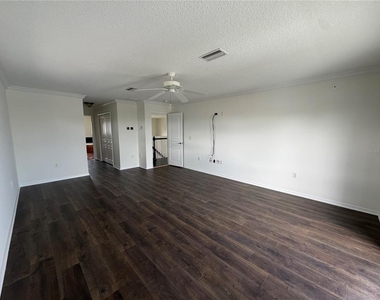 8607 51st Avenue W - Photo Thumbnail 14
