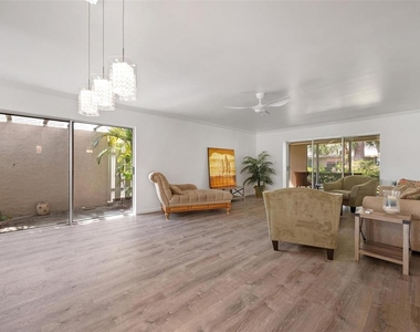 4212 Center Gate Lane - Photo Thumbnail 5