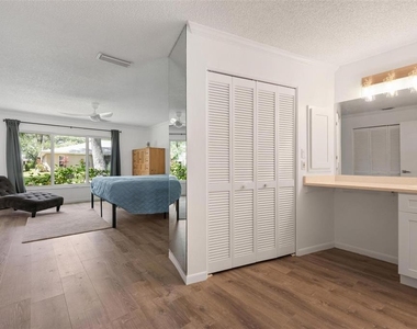 4212 Center Gate Lane - Photo Thumbnail 9
