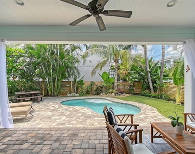 1738 Siesta Drive - Photo Thumbnail 18