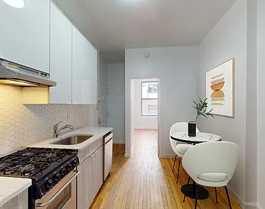 312 East 91st Street - Photo Thumbnail 5