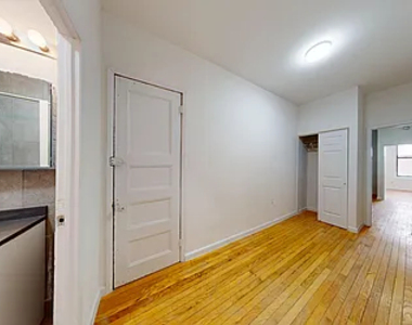312 East 91st Street - Photo Thumbnail 3