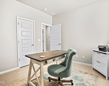 12612 Dorchester Avenue - Photo Thumbnail 11