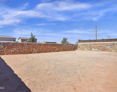 12612 Dorchester Avenue - Photo Thumbnail 14