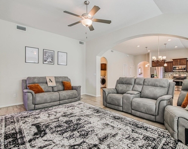 1013 Summer Lake Street - Photo Thumbnail 21