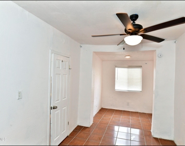 1910 Olive Avenue - Photo Thumbnail 14