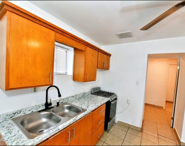 1908 Olive Avenue - Photo Thumbnail 13